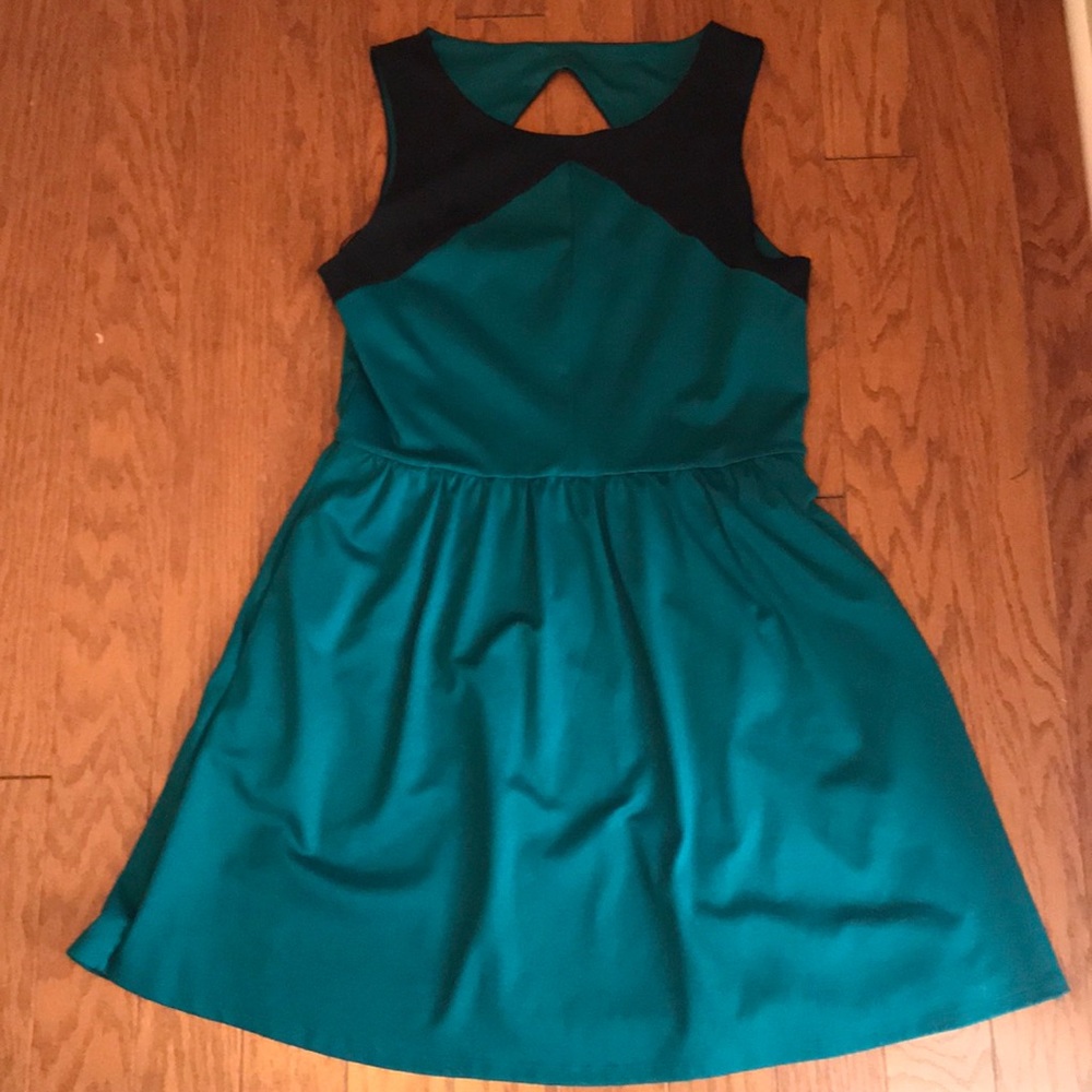 Jessica Simpson Teal and black A-line dress